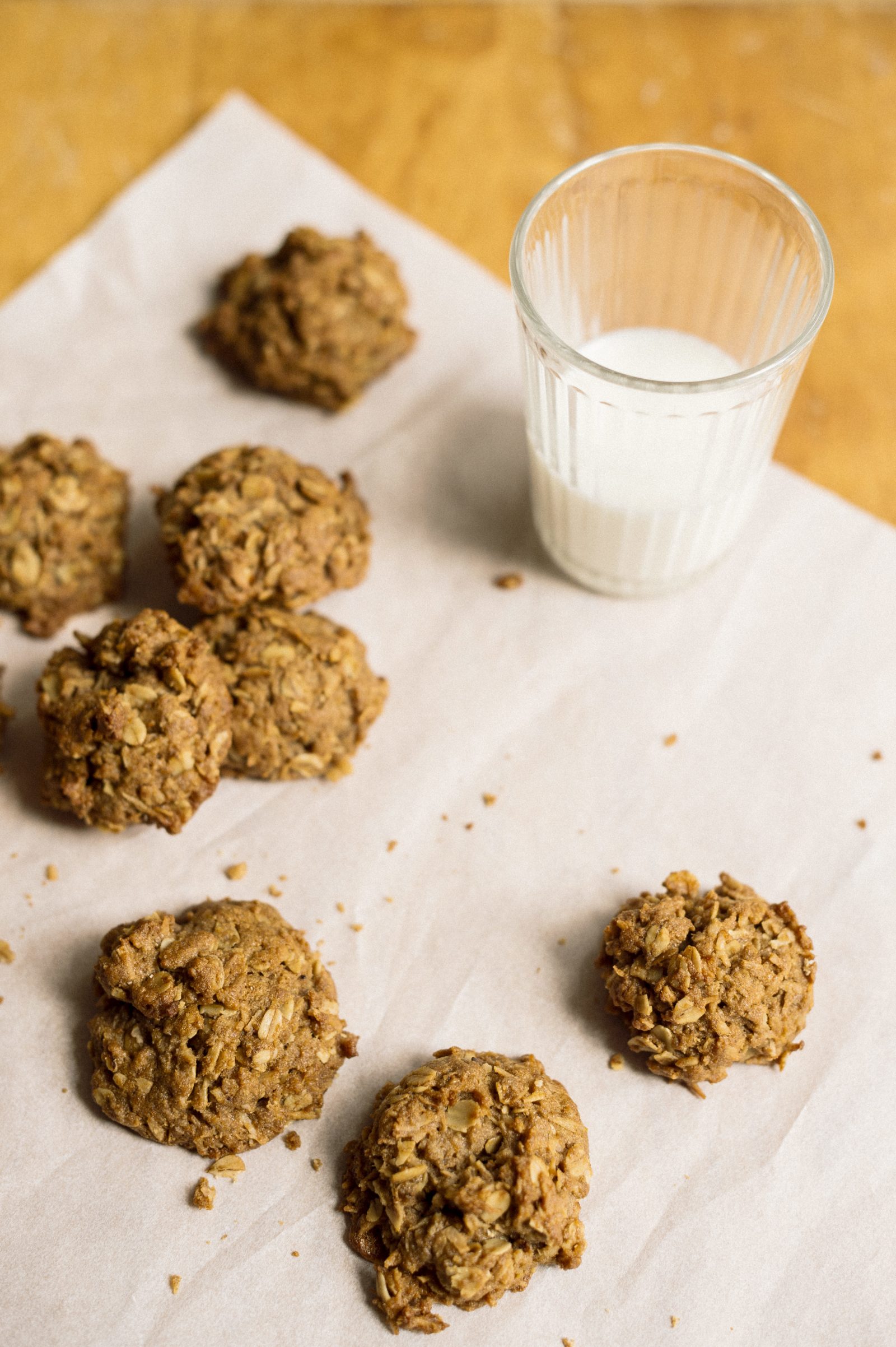 Australian Oat-Coconut Cookies (Anzac Biscuits)