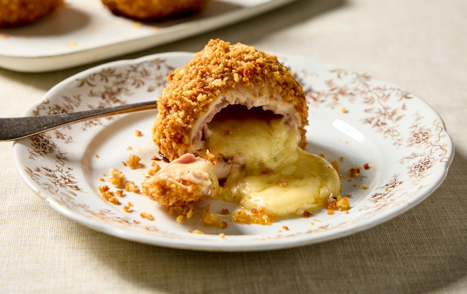 Chicken Cordon Bleu Bistrot Tournelles