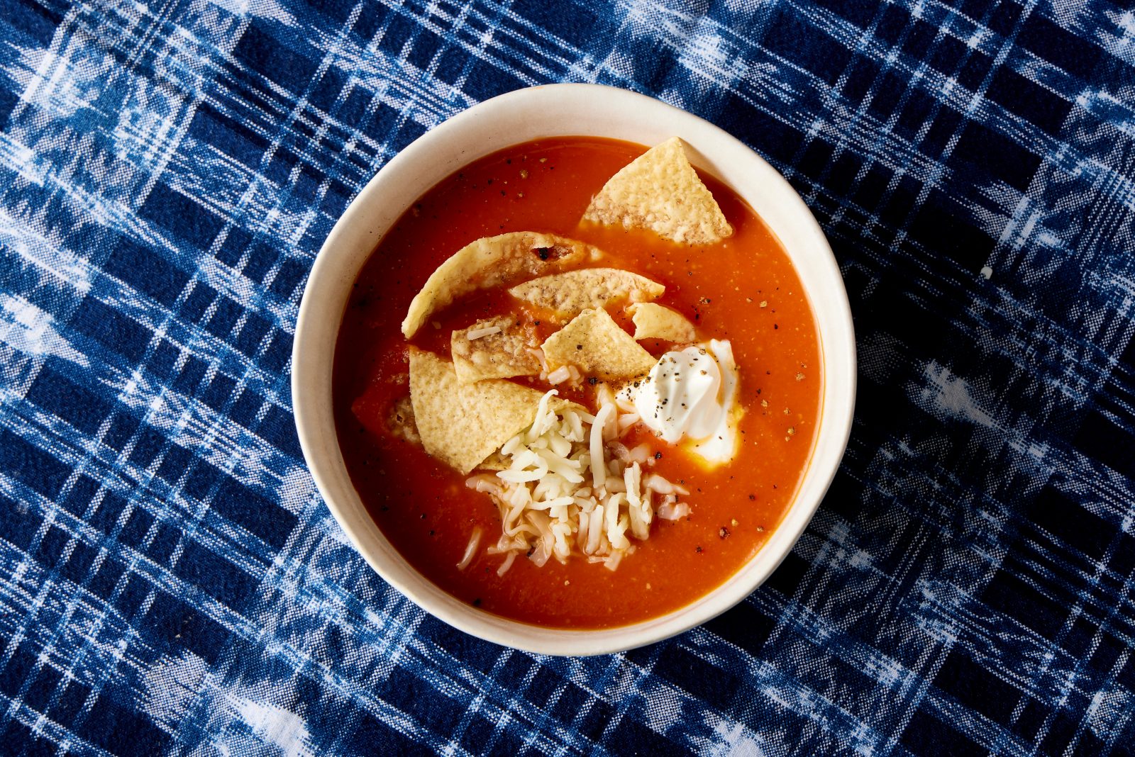 Creamy Tortilla Chip Tomato Soup