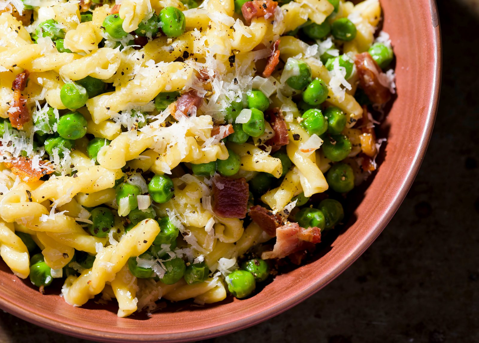 Pasta Tomato Pea Pancetta