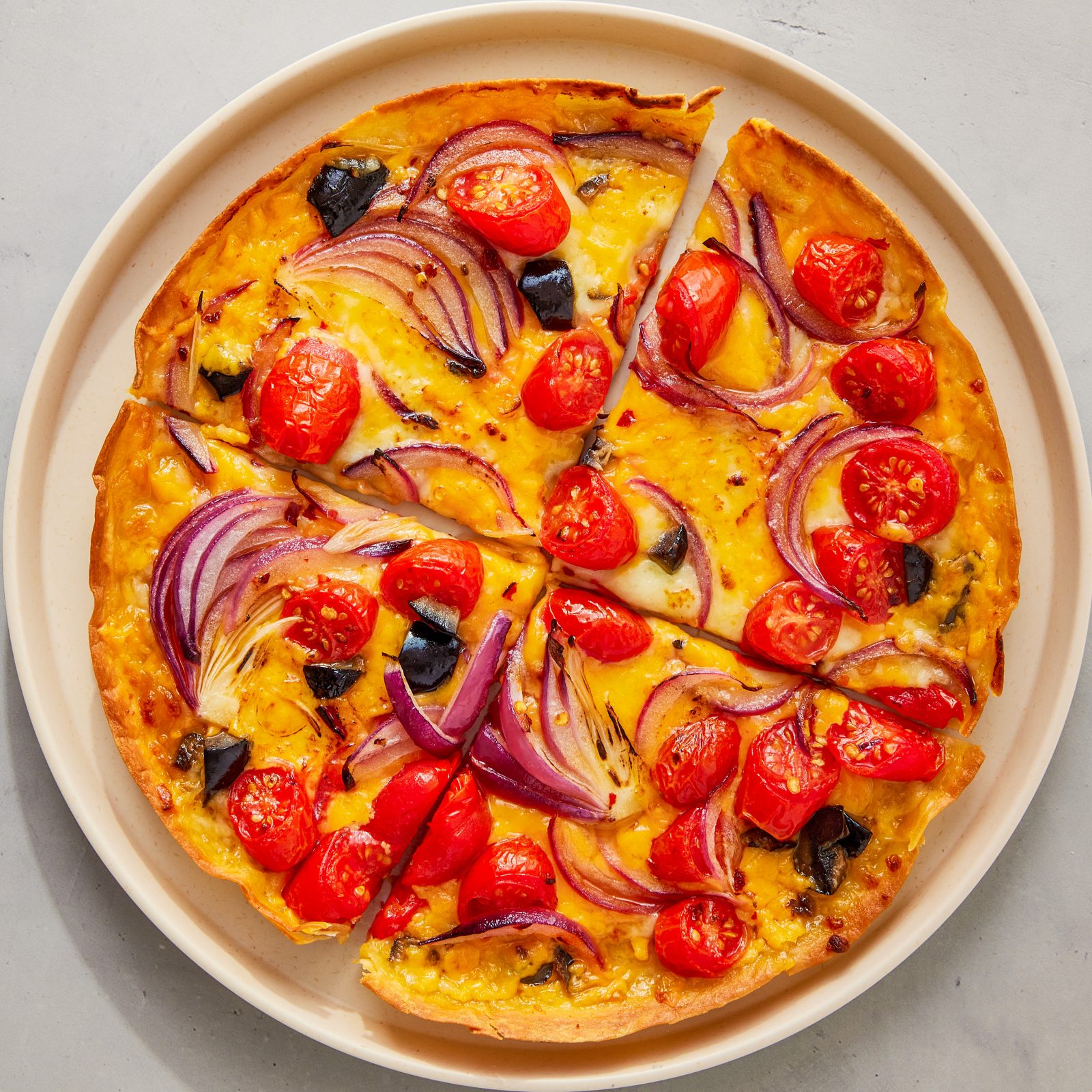 Pizzadilla Tomatoes Olives