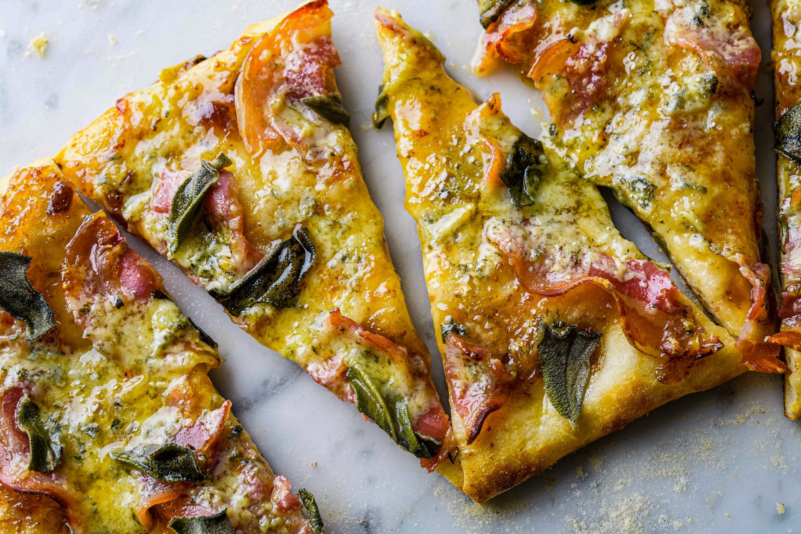 Pizzas Pancetta Fig Jam Blue Cheese