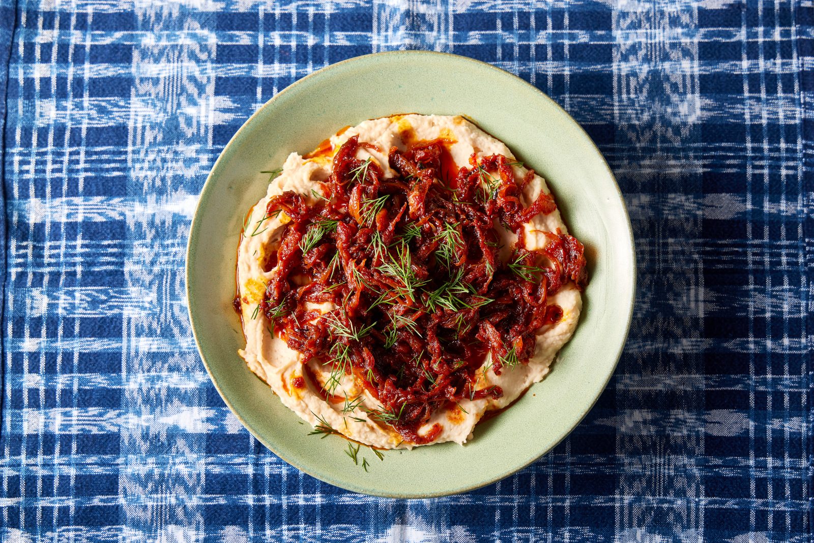 Romanian Caramelized Onion Hummus