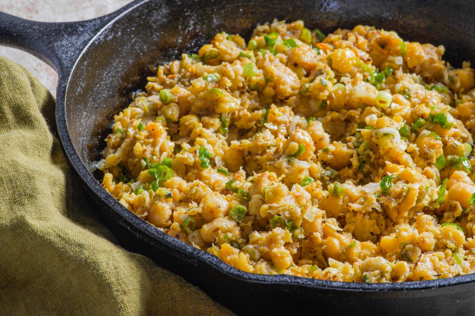 Smashed Chickpeas Scallions
