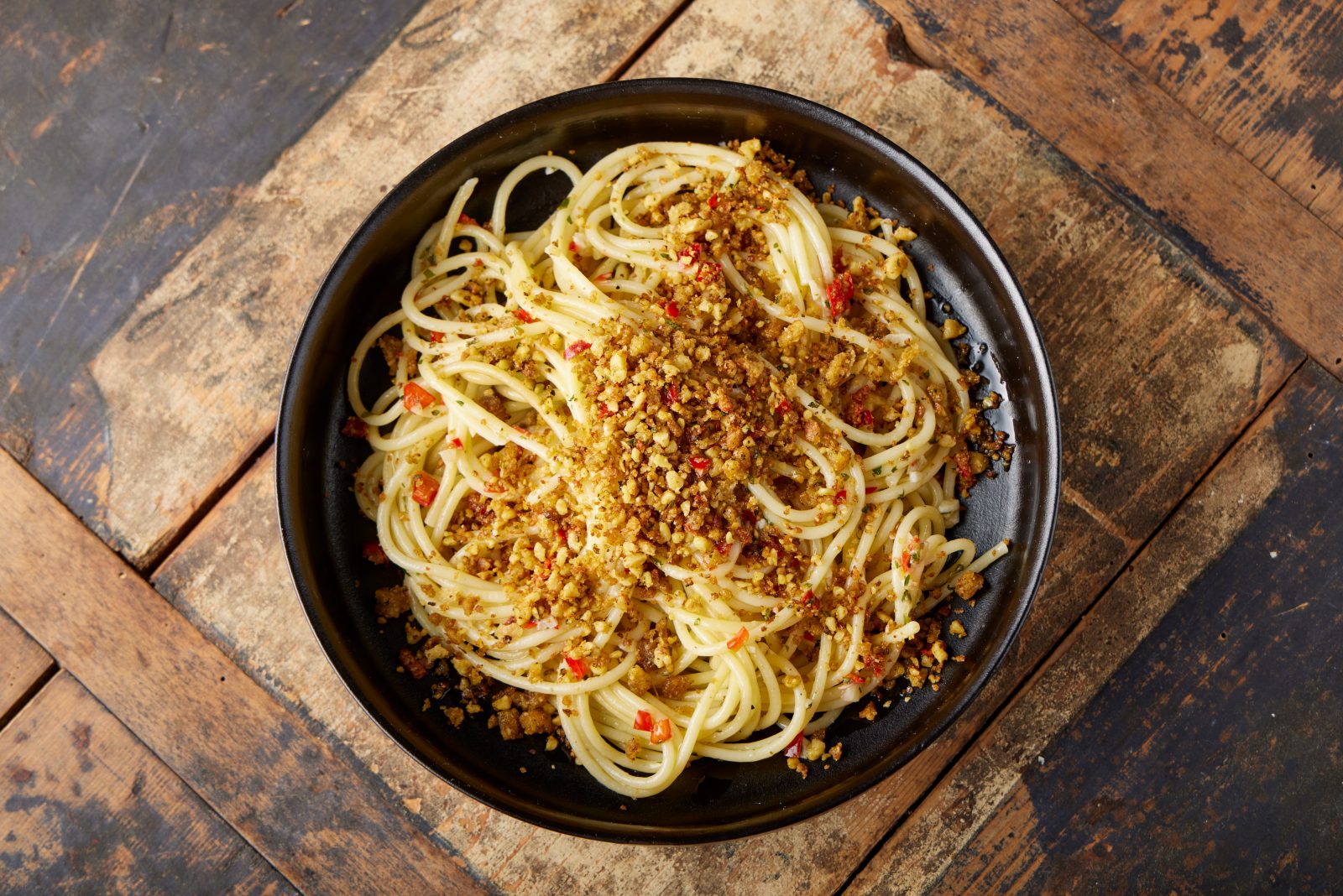 Spaghetti Garlic Walnut Breadcrumbs