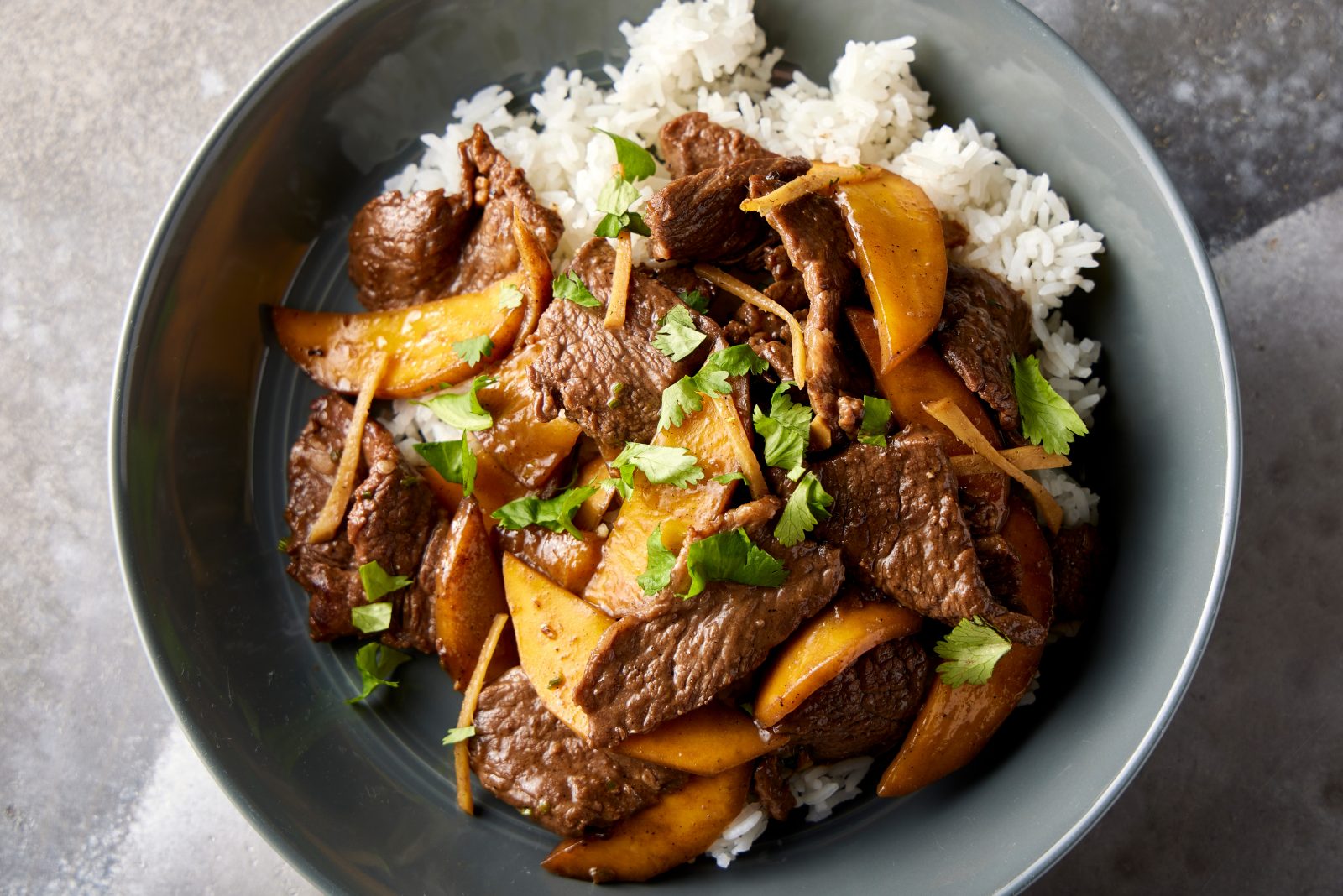 Stir Fried Beef Mango Cilantro