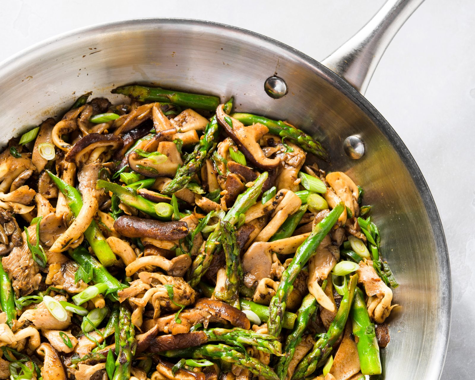 Stir Fried Mushrooms Asparagus Lemon Grass