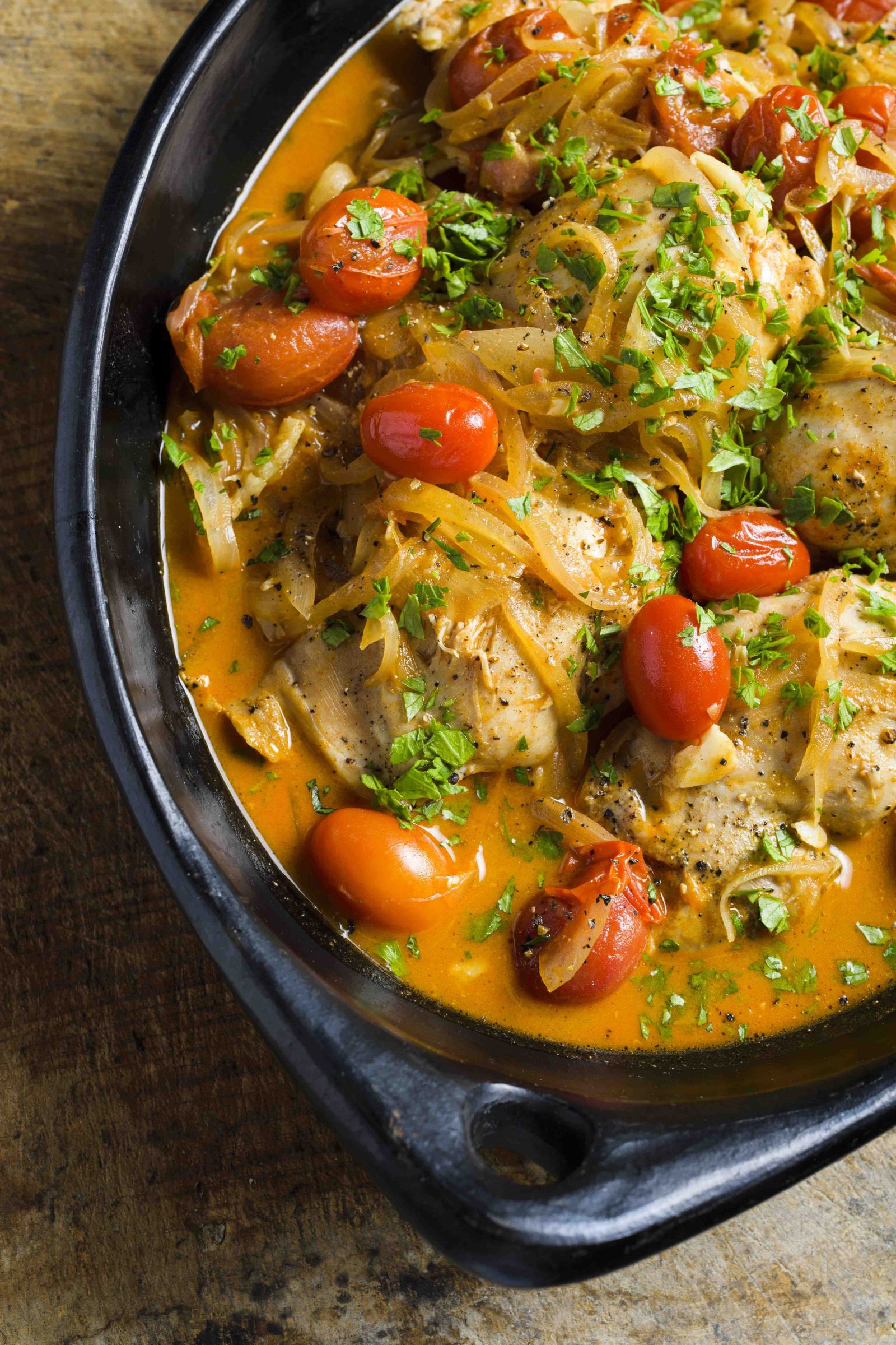 braised-chicken-frango-na-pucara