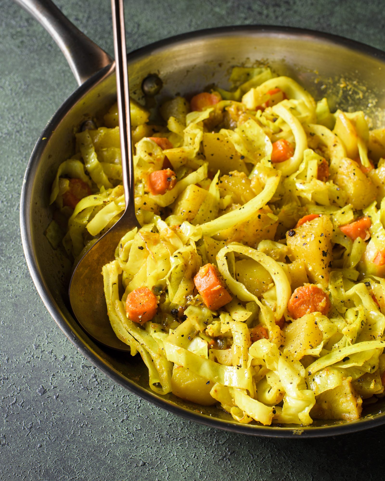 Ethiopian stewed vegetables garlic ginger turmeric v