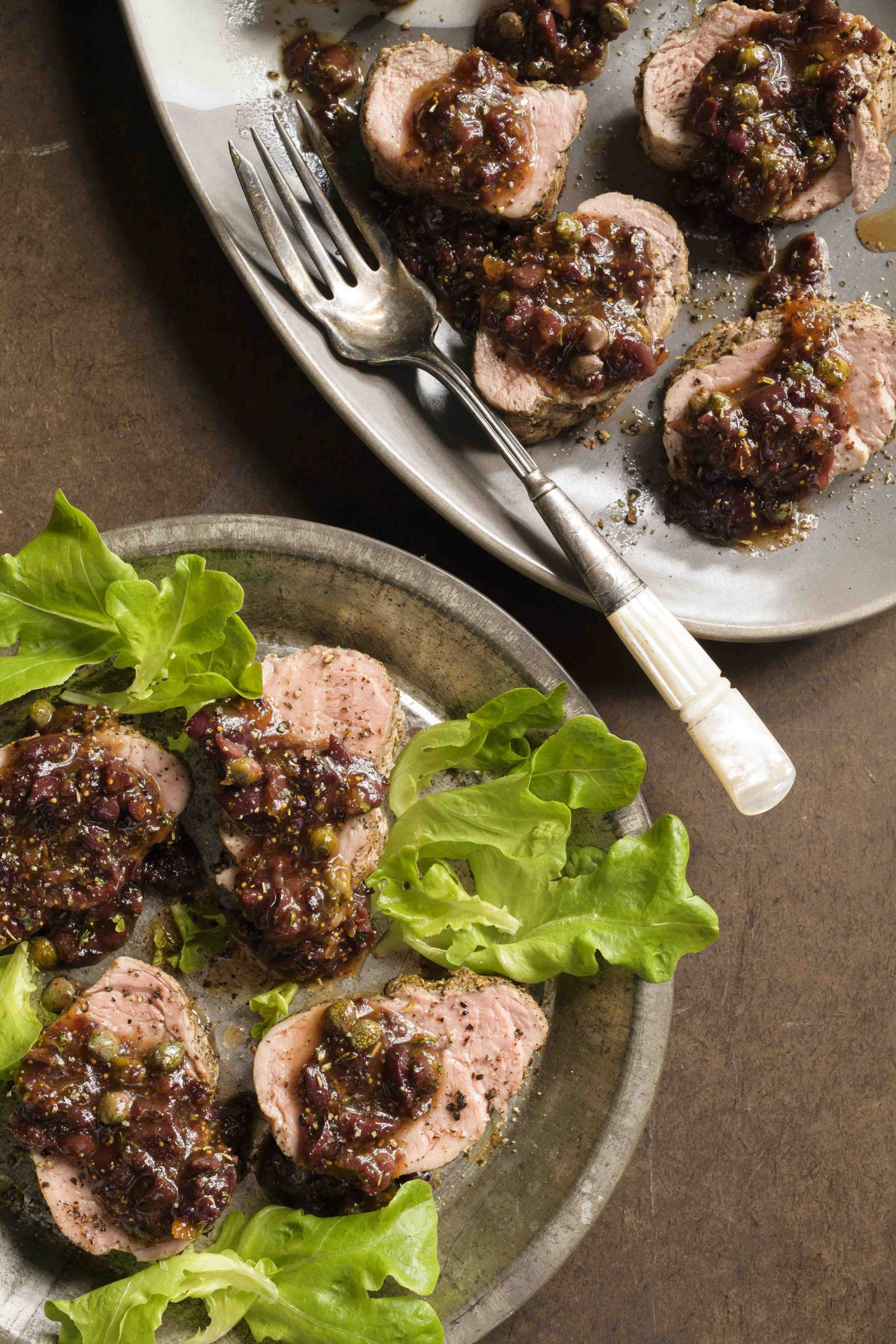 fig-olive-relish-pork-tenderloins-tn-med