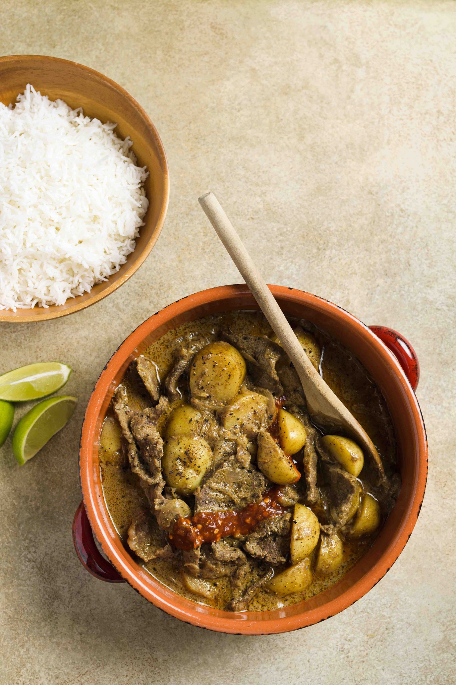 lemon-grass-coconut-beef-potato-curry