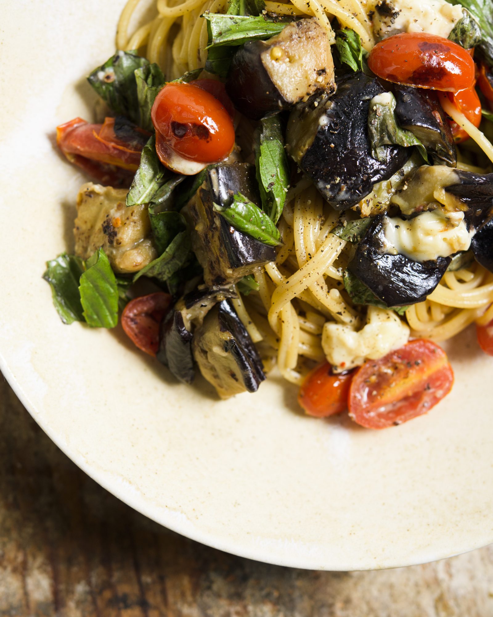 Spaghetti eggplant tomatoes gorgonzola v