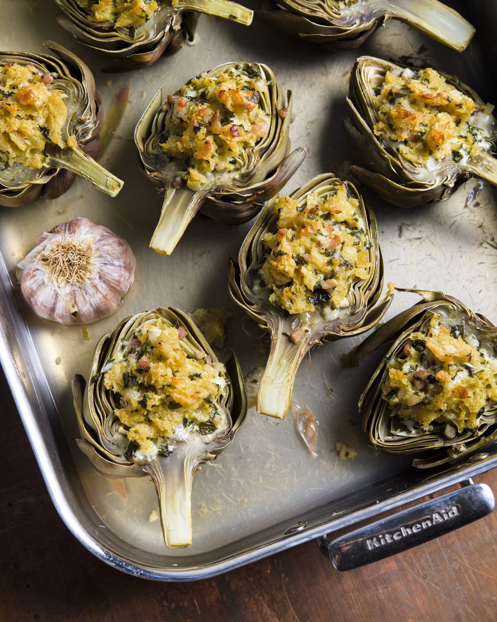 Stuffed artichokes prosciutto garlic v