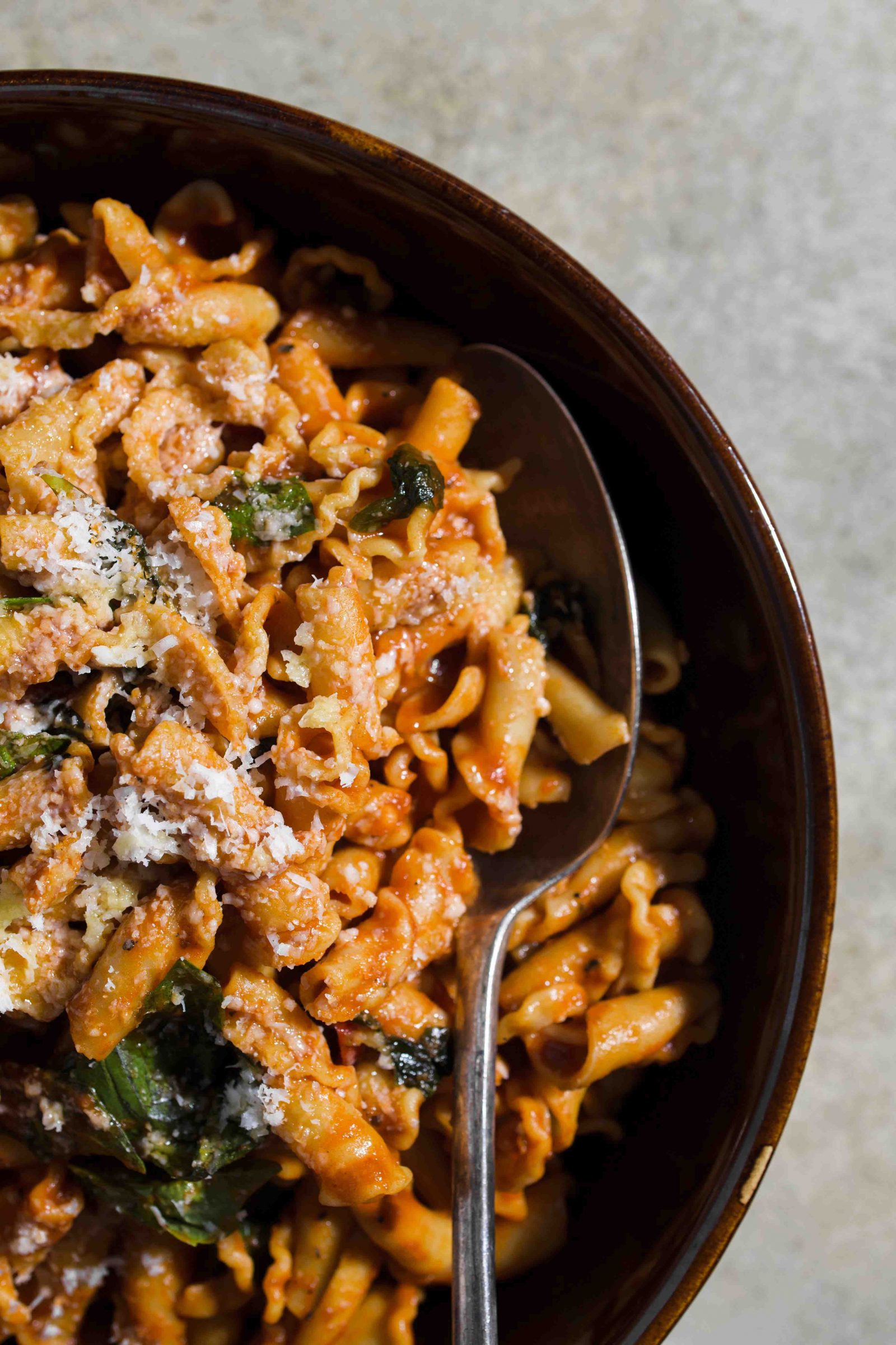 tomato-garlic-basil-pasta