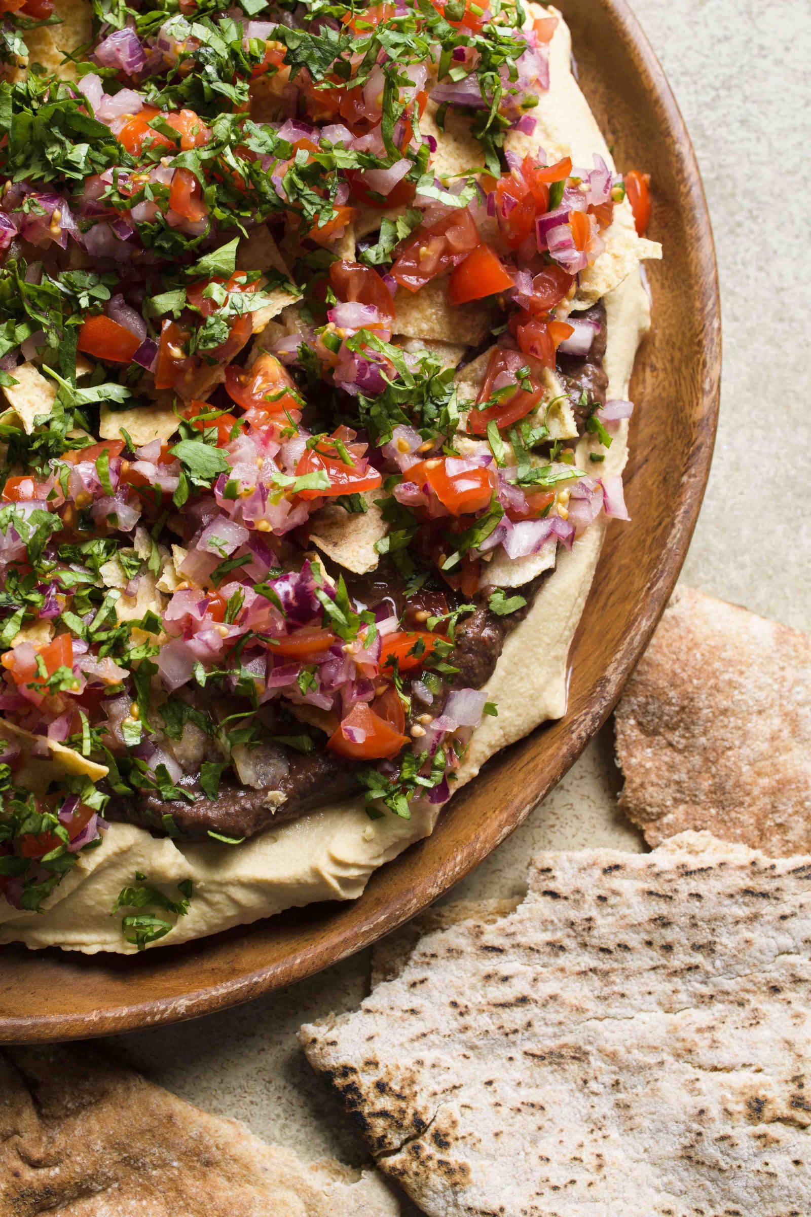 tomato-salsa-chipotle-black-beans-hummus