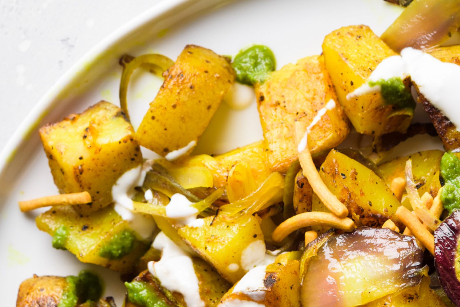 turmeric-potatoes-red-onion-chutney-cookish web