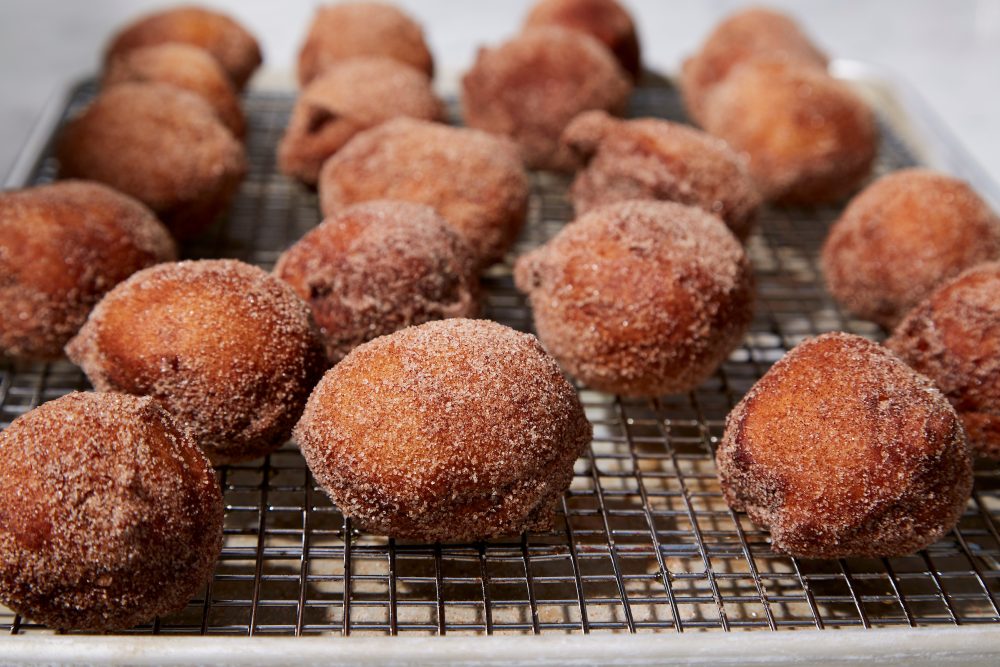 Cinnamon Sugar Yogurt Doughnuts Tray