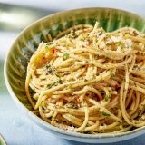 Pasta Lemon Marjoram Sauce Maccheroni con Aglio e Maggiorana