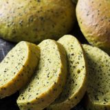 Palestinian style turmeric bread kaak asfar v
