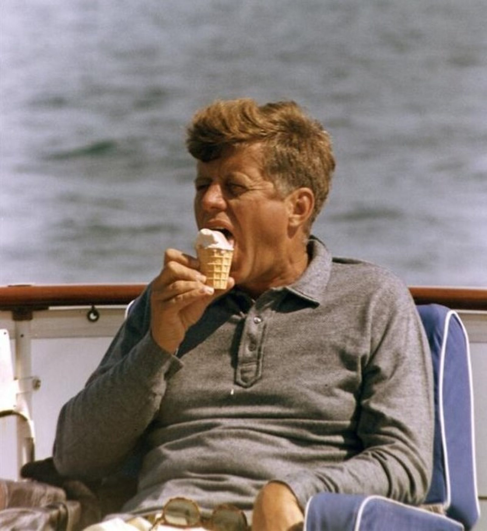 President Kennedy with ice cream cone 31 August 1963 1