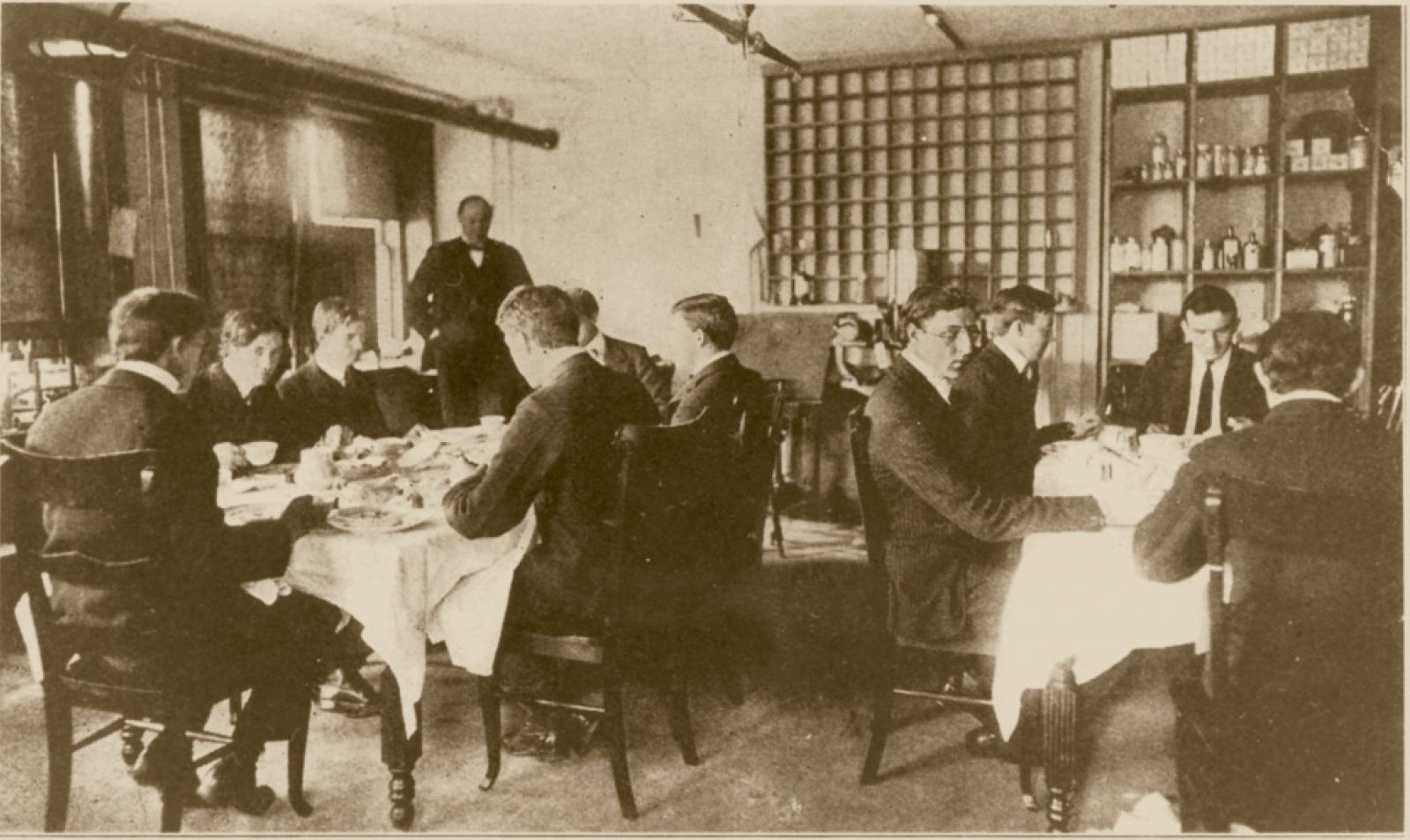The Poison Squad: In 1902, Why do 12 Volunteers Eat Poison with Every Meal?