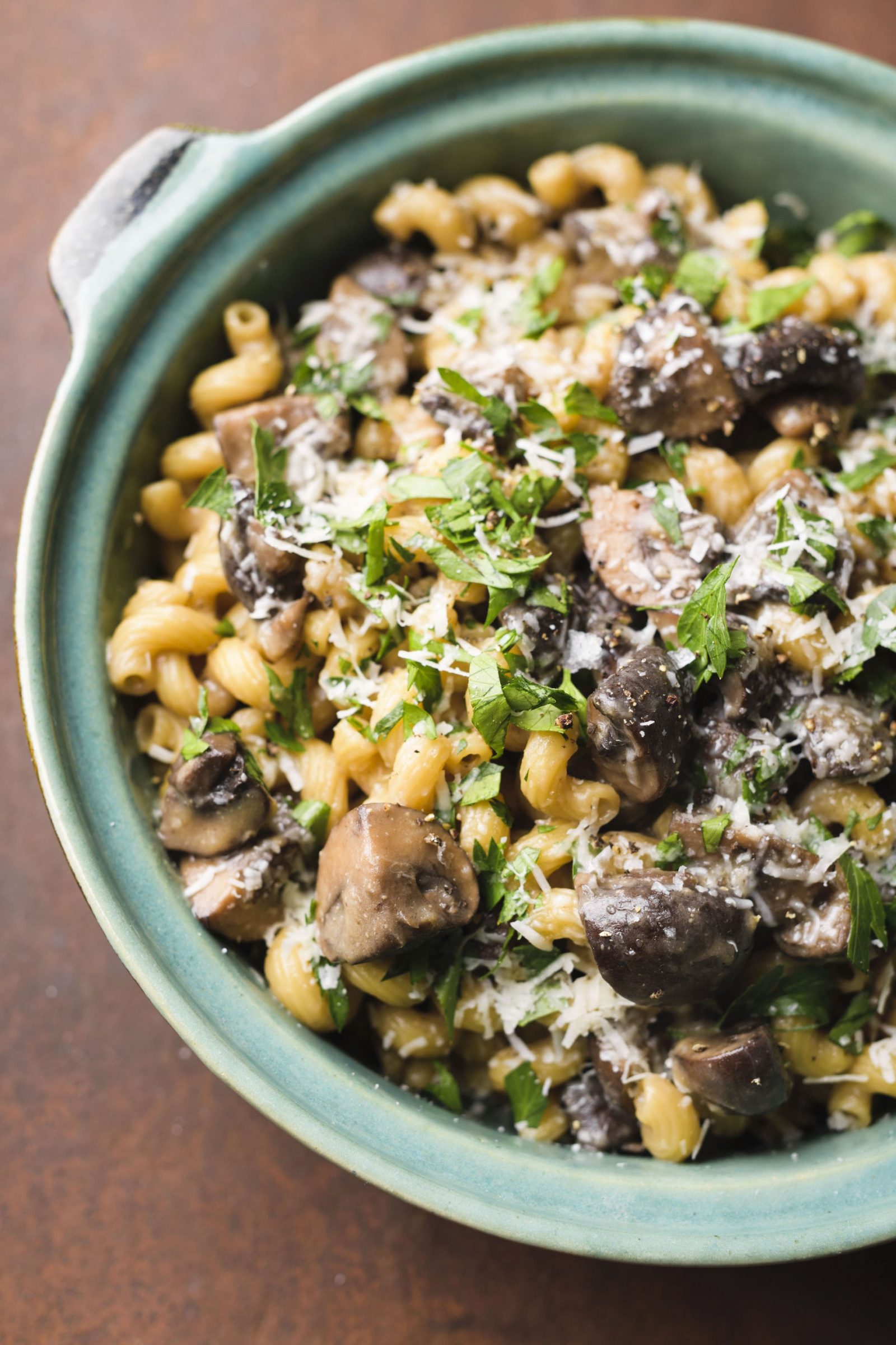 cremini-mushroom-miso-pasta-fast-slow-v