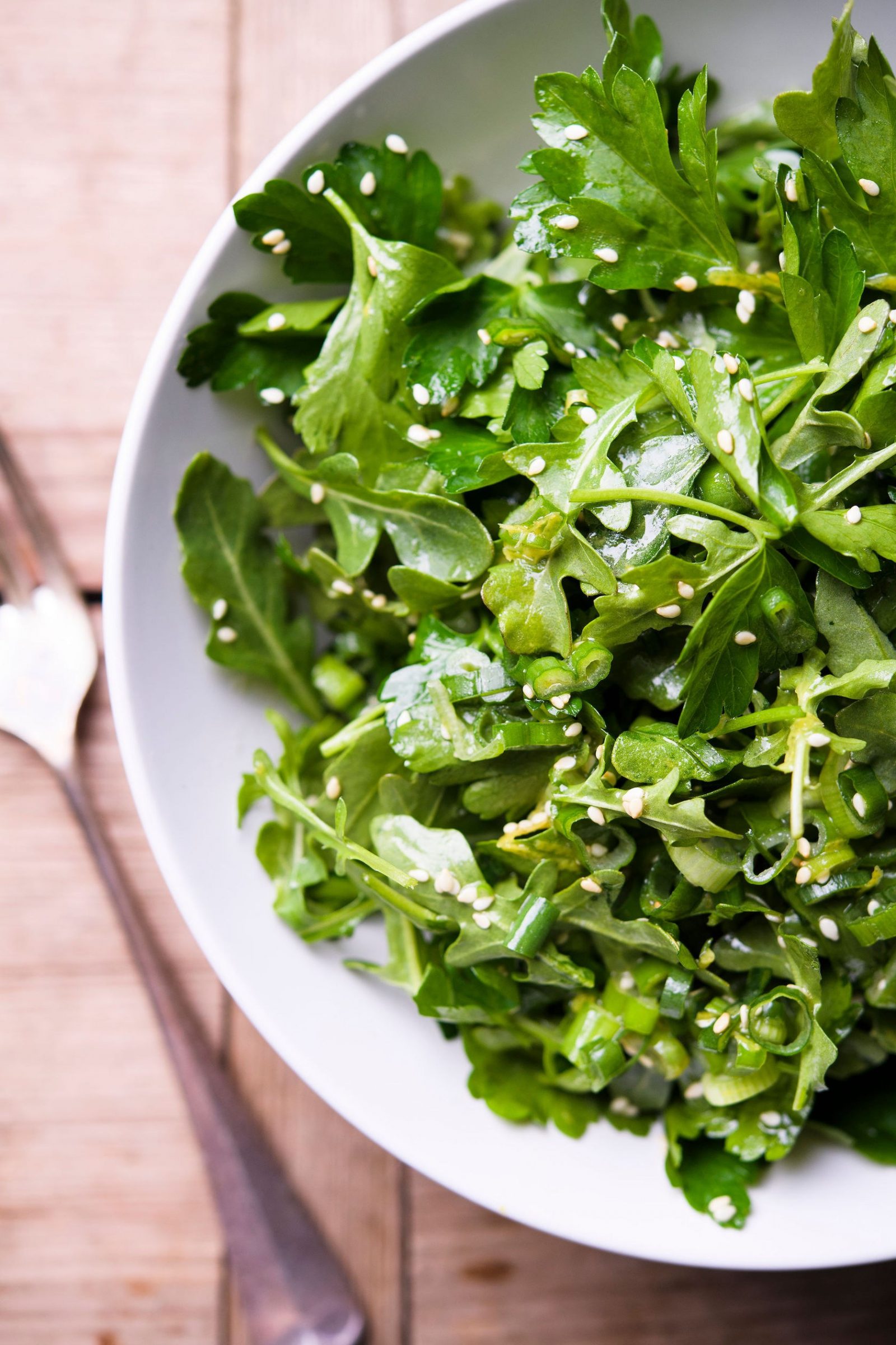 lemon-sesame-parsley-arugula-salad-v