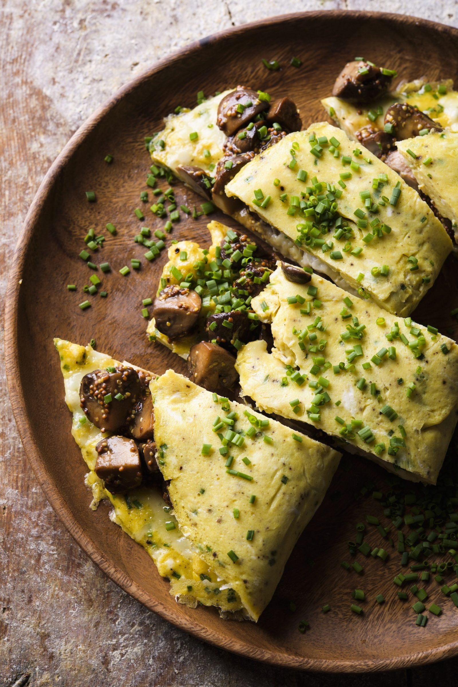 mushrooms-mustard-gruyere-omelet-v