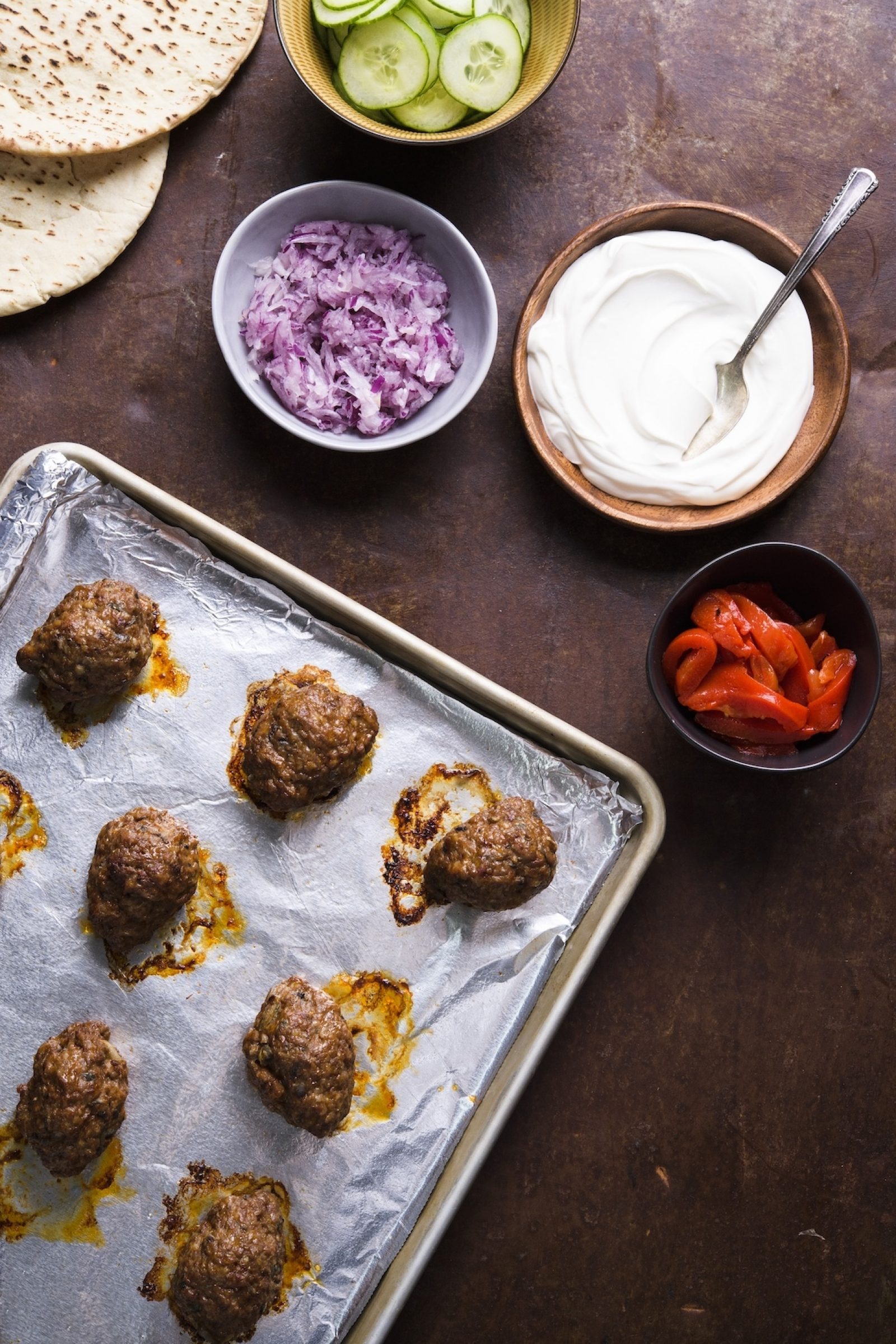 paprika-garlic-beef-pork-patties-v