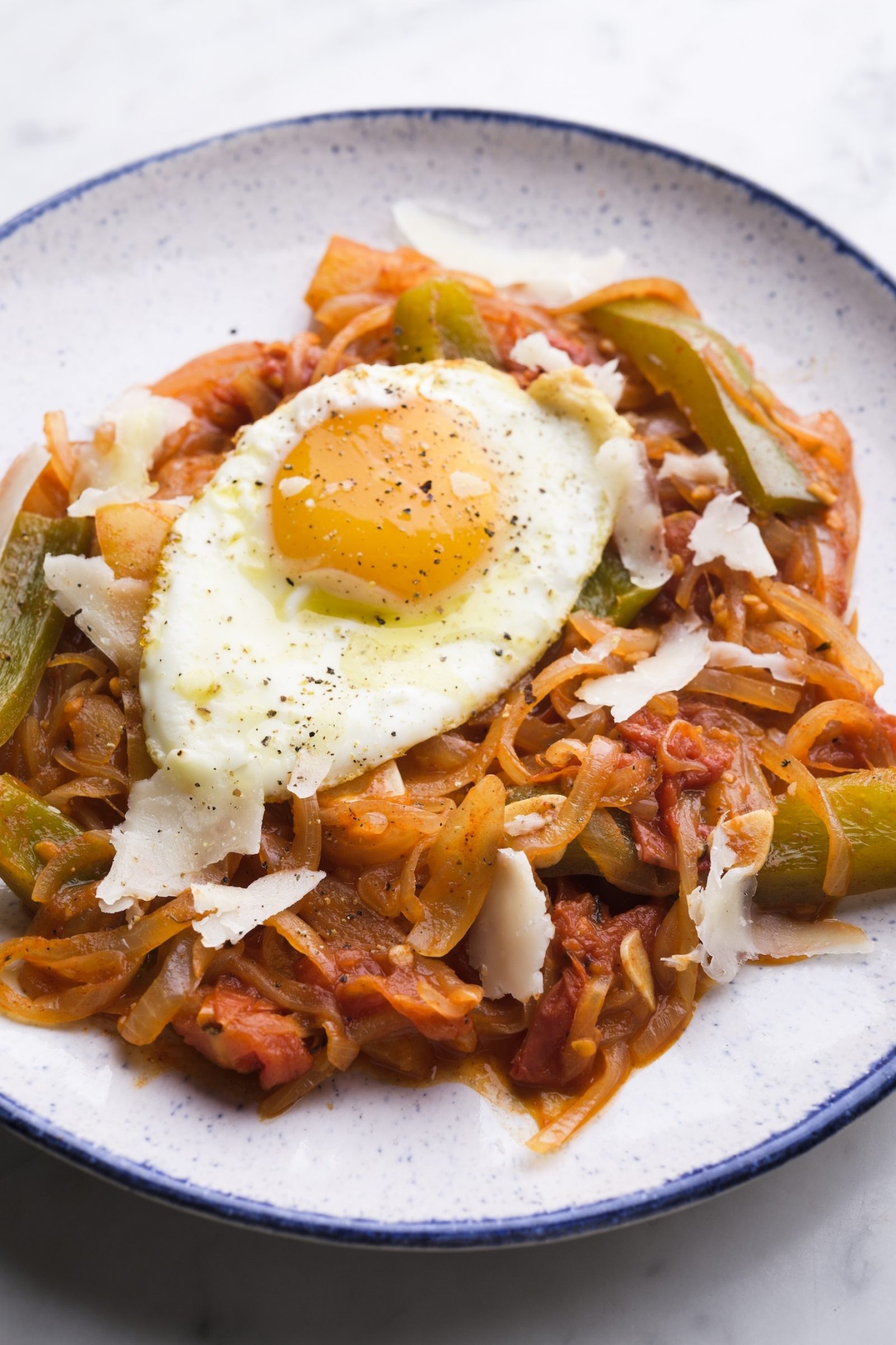 piperade-fried-eggs