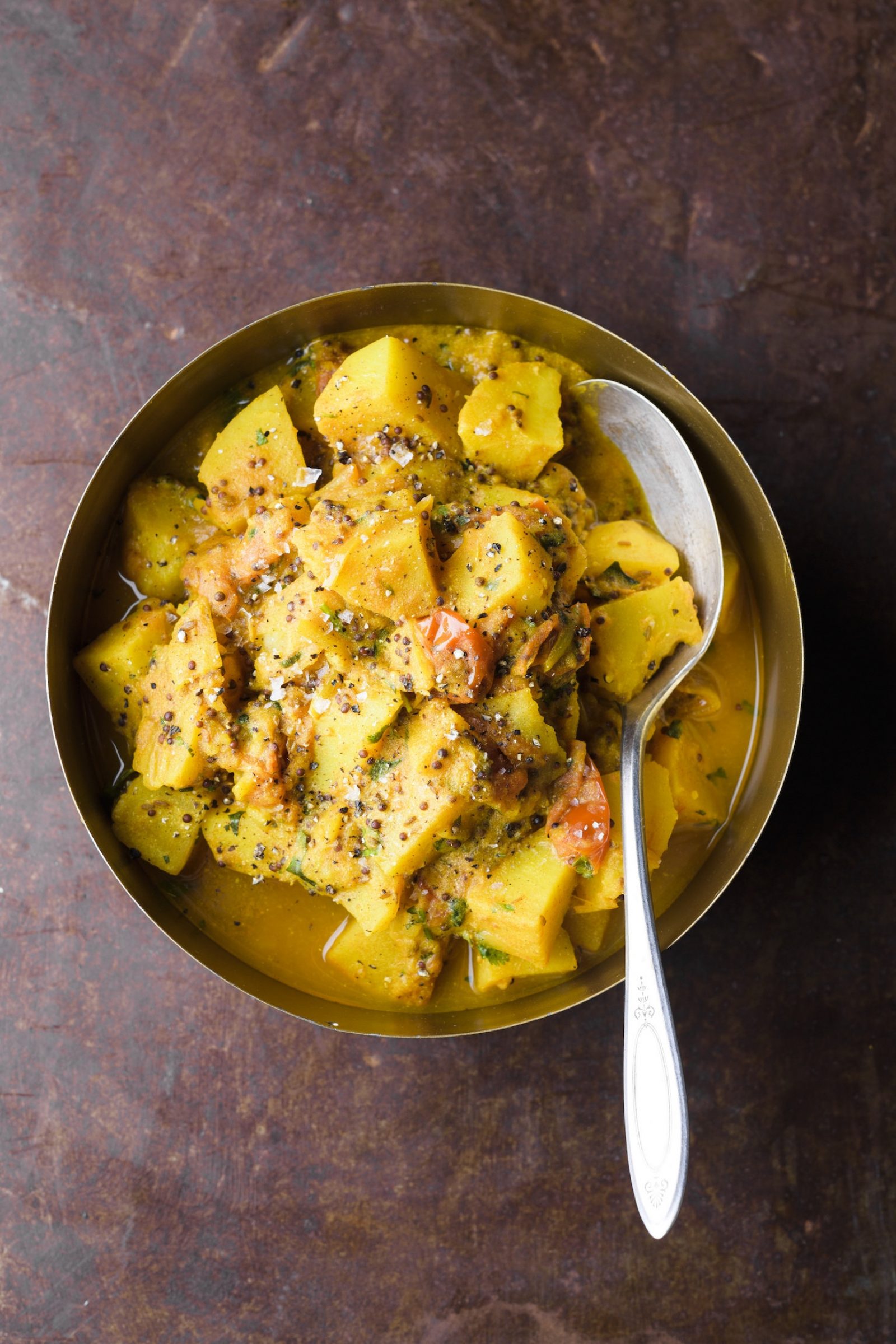 potato-tomato-curry-aloo-tamatar-sabzi-v