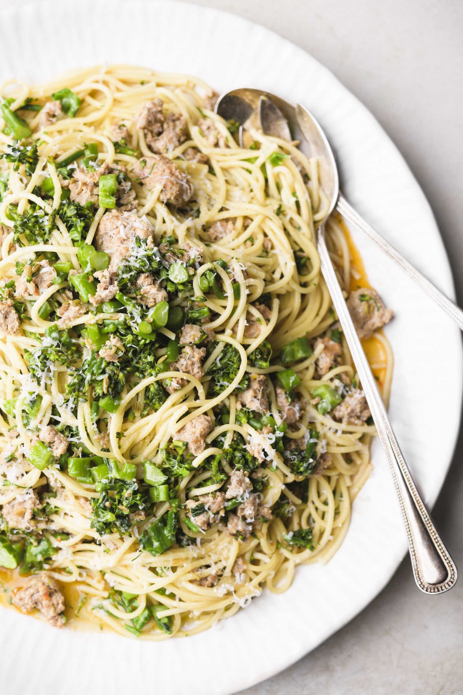 spaghetti-sausage-fennel-seed-fast-slow-v