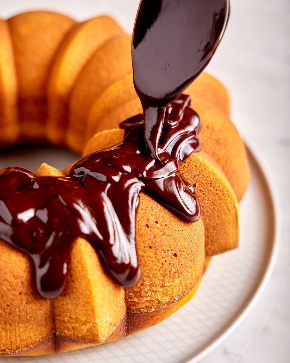 Brazilian Chocolate Glazed Carrot Cake Process IG