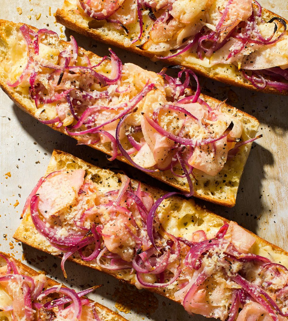 Cheddar Apple Tartines Home