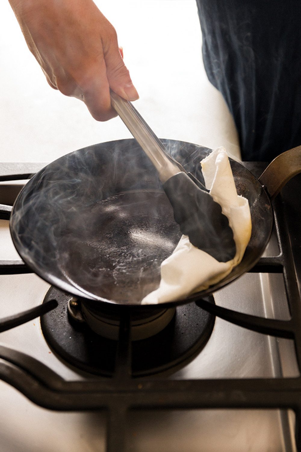 How the Chinese turn steel into nonstick​
