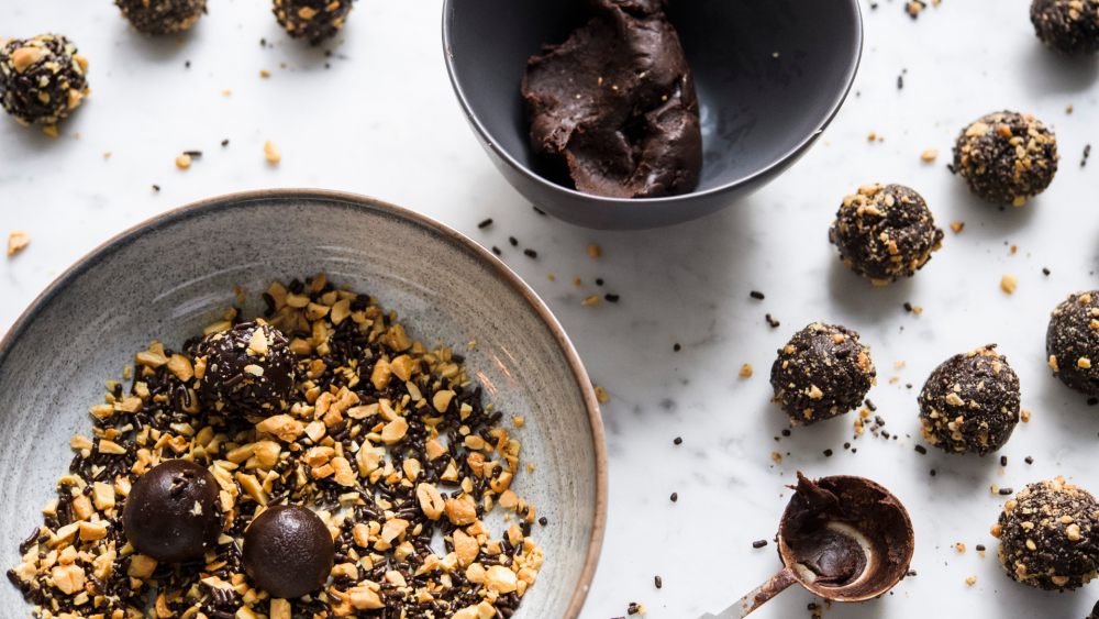 How to Make the Easiest Fudgiest Chocolate Candy At Home 1