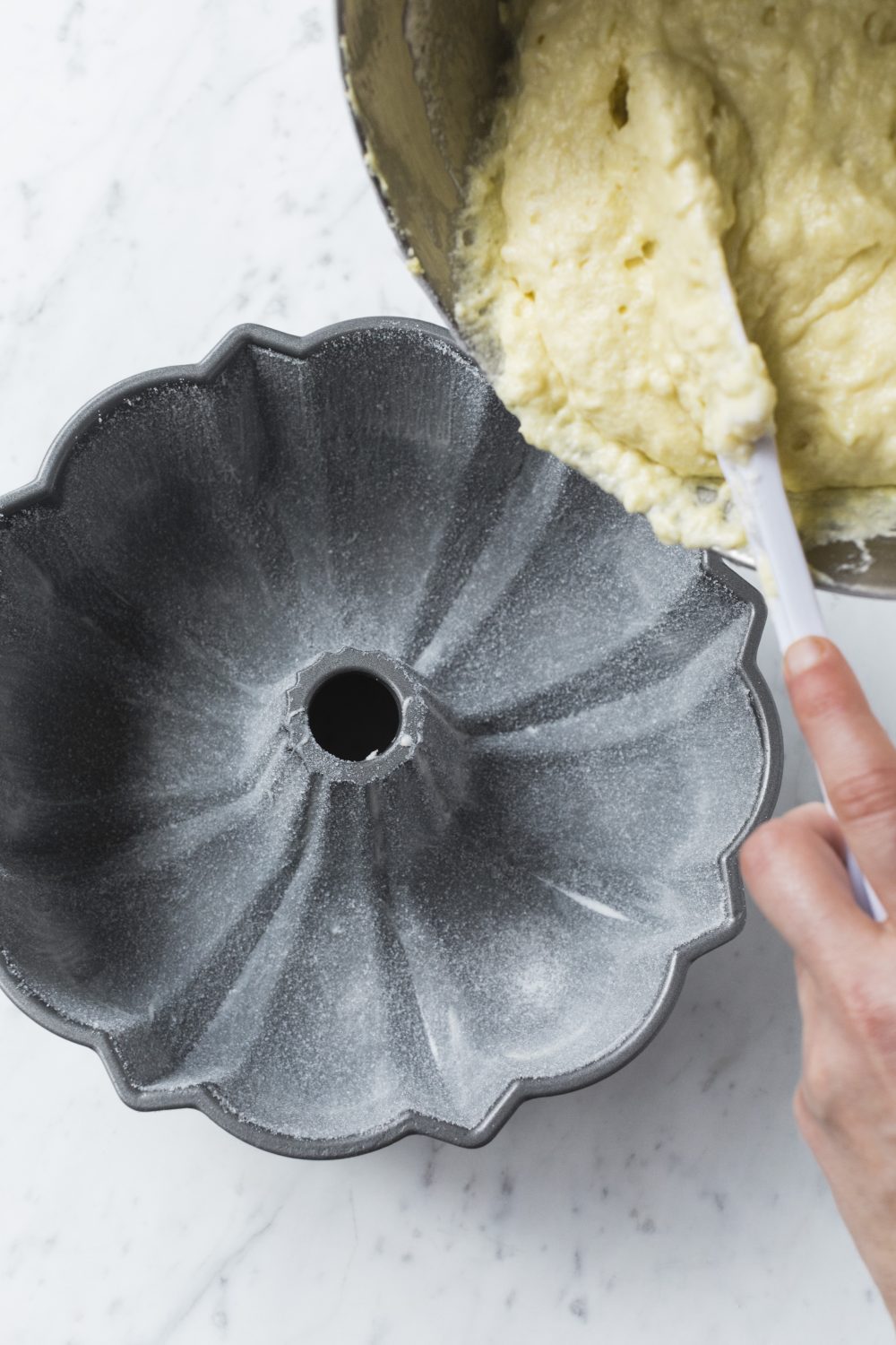 A Sweet Way to Coat Cake Pans