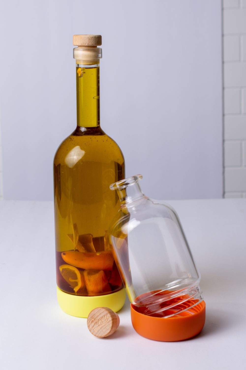 Finally! Reusable glass bottles that clean easily.