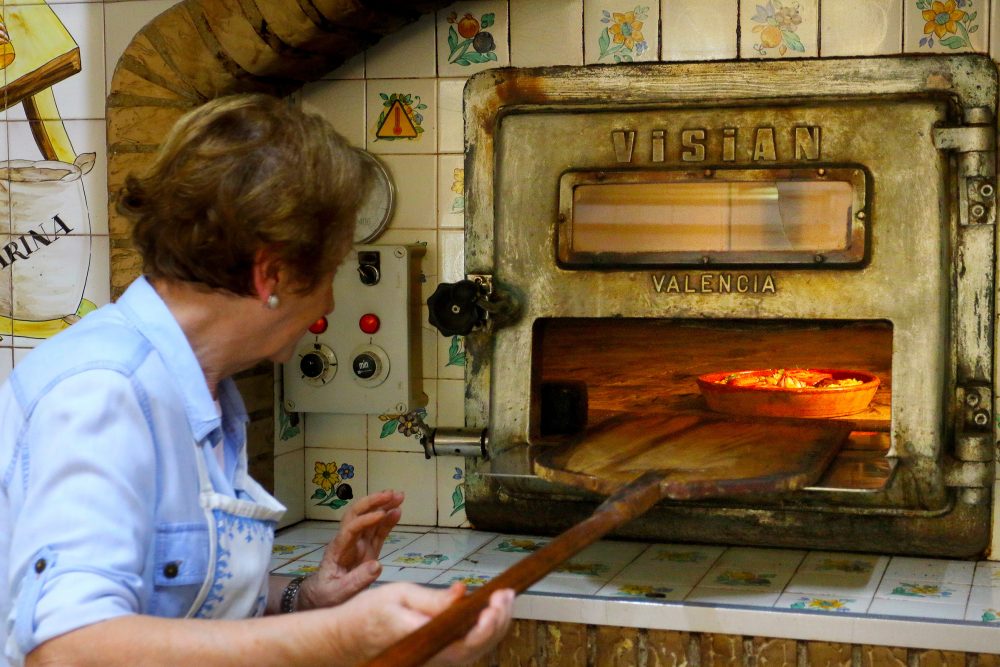 Spain Oven