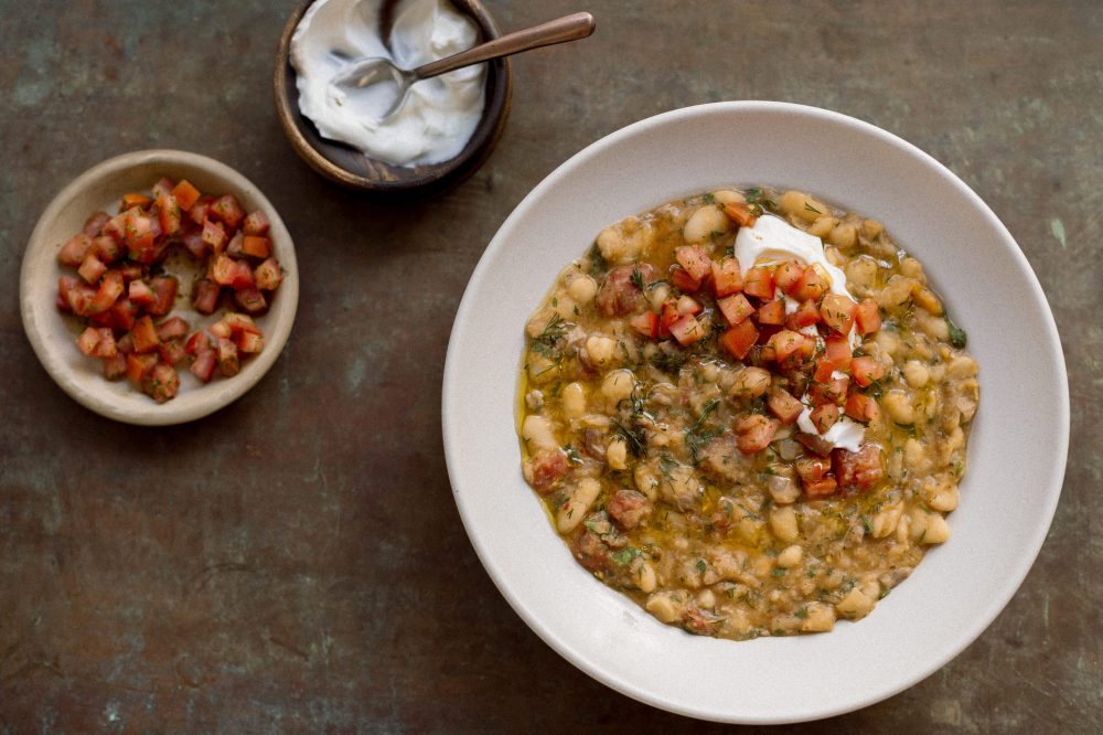 Turkish Beans with Pickled Tomatoes