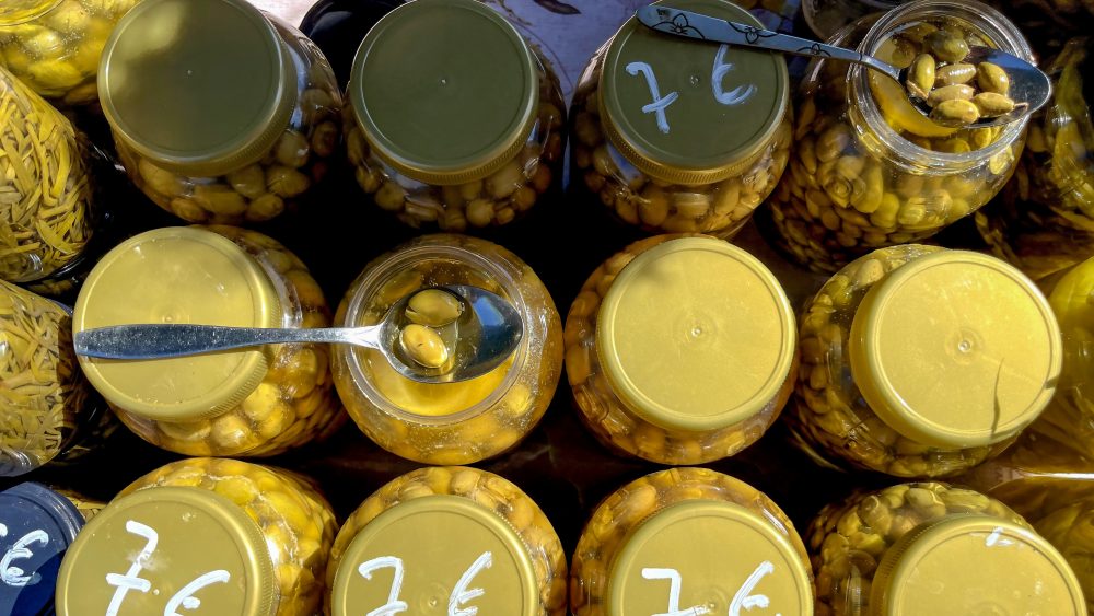 Your Bottle of Olive Oil Is Woefully Underutilized 1