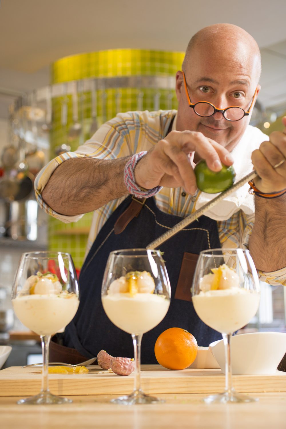 andrew-zimmern-bizarre-food-travels-v