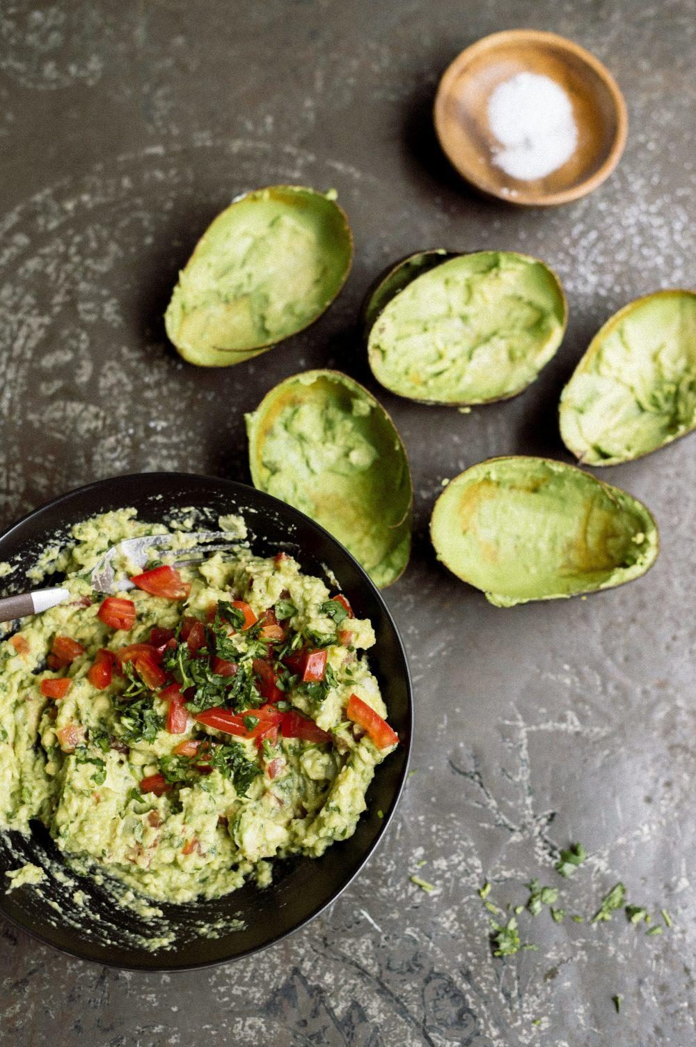 Central mexican guacamole v