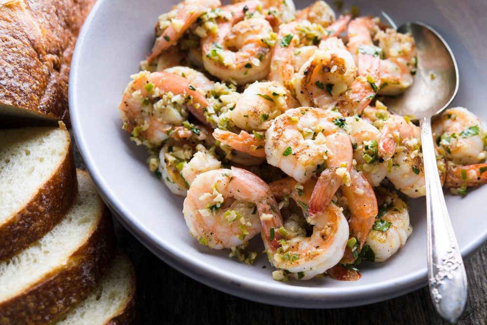 garlic-shrimp-camarones-al-mojo-de-ajo-h
