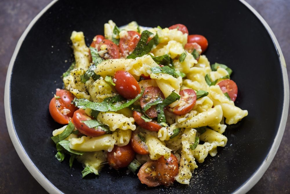 sweet-corn-tomatoes-basil-campanelle-pasta-h