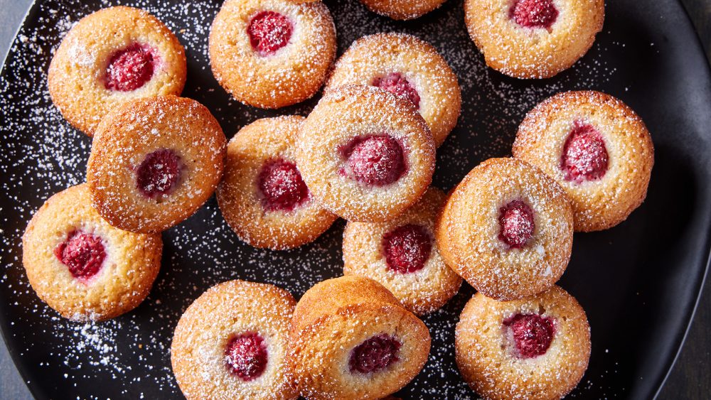 These delicate raspberry friands are the perfect dessert for spring 1
